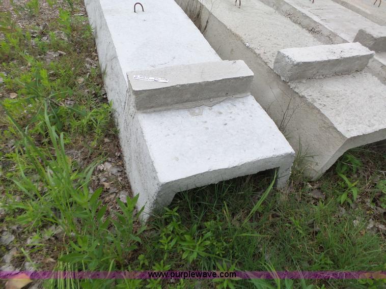 image for item AG9236 (16) feed bunks