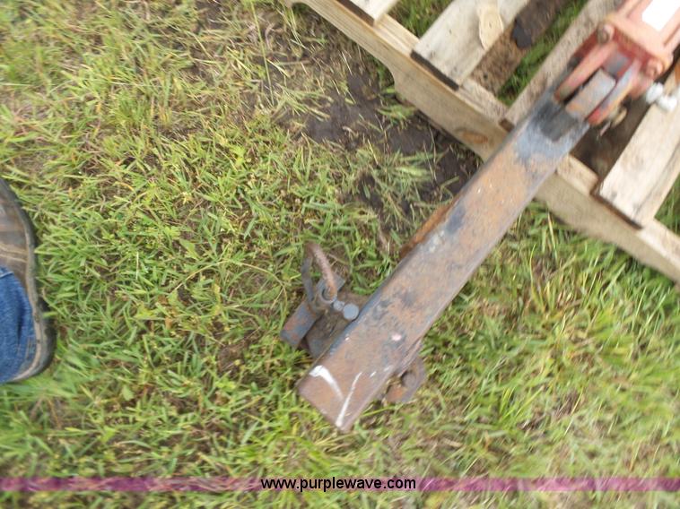 image for item BR9347 Bale spear