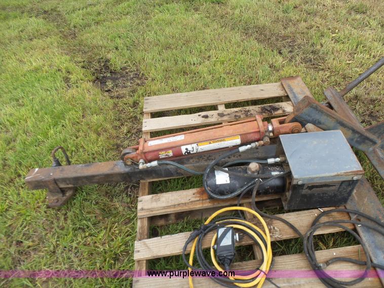 image for item BR9347 Bale spear