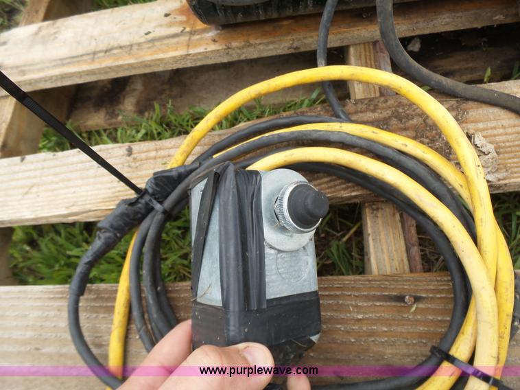 image for item BR9347 Bale spear