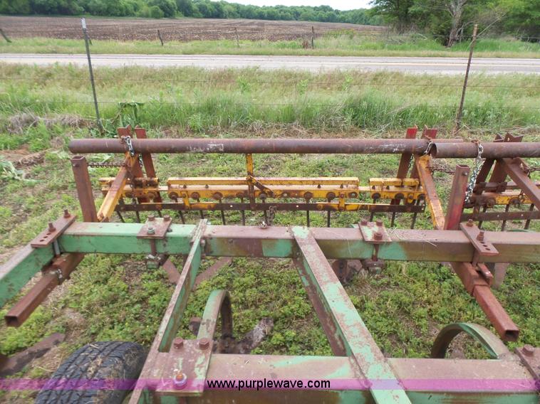 image for item BR9348 John Deere E0100 chisel