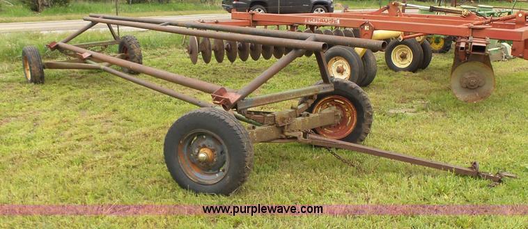 image for item BR9349 John Deere header trailer