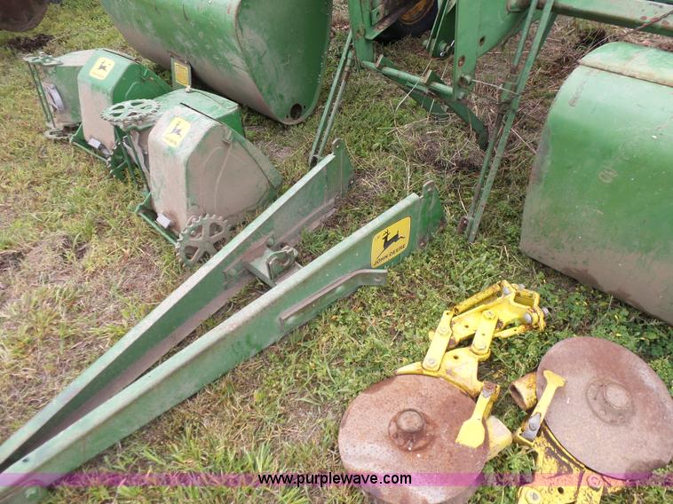image for item BR9351 John Deere 1240 planter