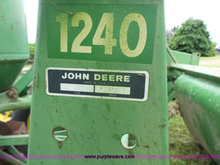 image for item BR9351 John Deere 1240 planter