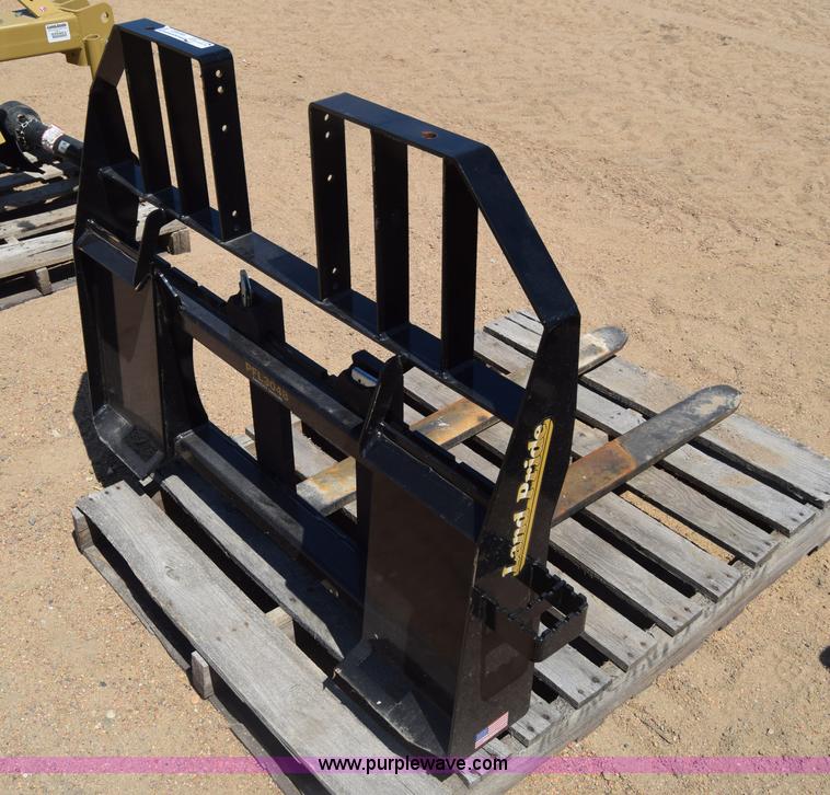 Land Pride PFL3048 skid steer forks in Kinsley, KS Item BW9933 sold