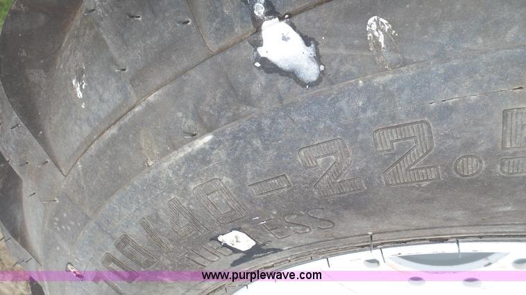 image for item BX9075 (4) Alliance 700/40-2.5 flotation 331 tires