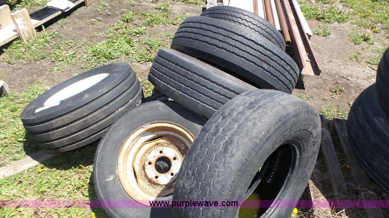 image for item BX9082 (7) tires