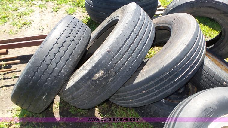 image for item BX9082 (7) tires