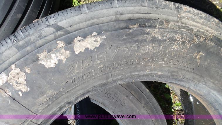 image for item BX9082 (7) tires