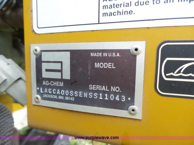 image for item BY9264 2007 Ag-Chem RoGator 1074SS self propelled sprayer