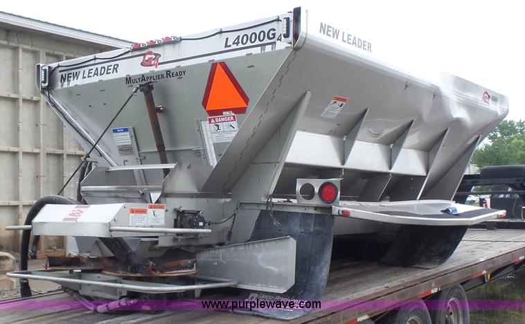 image for item BY9266 New Leader L4000G4 multi-applicator spreader bed