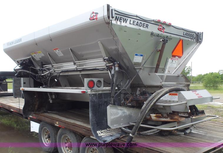 image for item BY9266 New Leader L4000G4 multi-applicator spreader bed