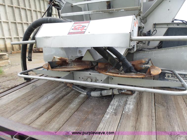image for item BY9266 New Leader L4000G4 multi-applicator spreader bed