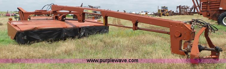 image for item BZ9151 Hesston 1365 windrower