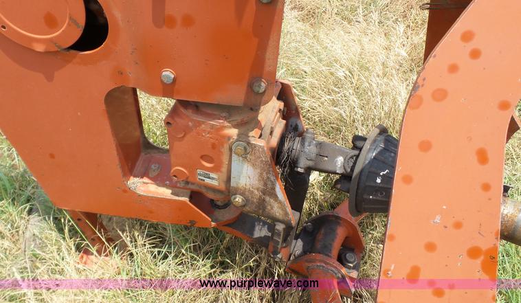 image for item BZ9151 Hesston 1365 windrower