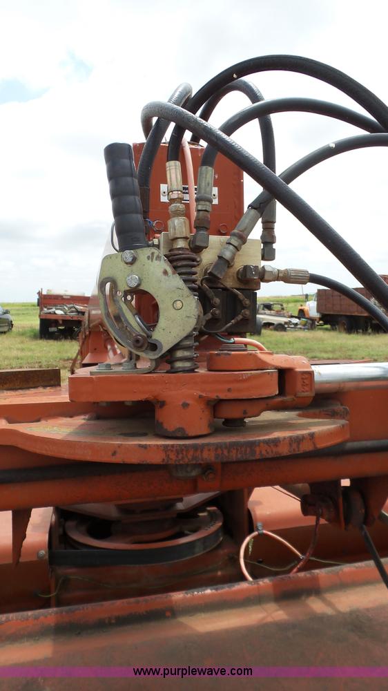 image for item BZ9151 Hesston 1365 windrower