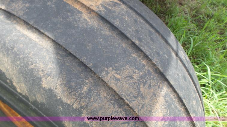 image for item BZ9151 Hesston 1365 windrower