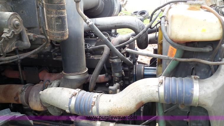 image for item BZ9157 2001 Sterling A9500 semi truck