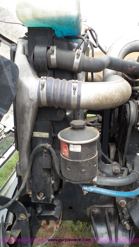 image for item BZ9157 2001 Sterling A9500 semi truck