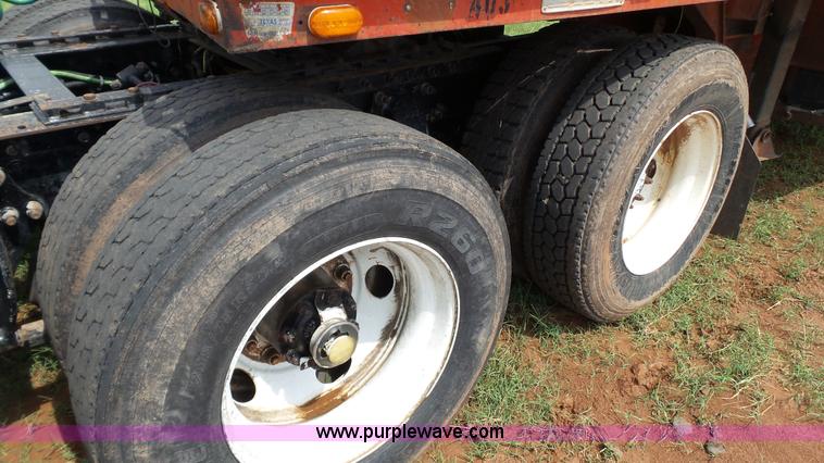 image for item BZ9157 2001 Sterling A9500 semi truck