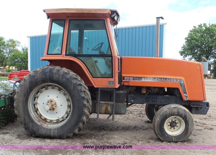 image for item BZ9557 Allis Chalmers 8010 tractor