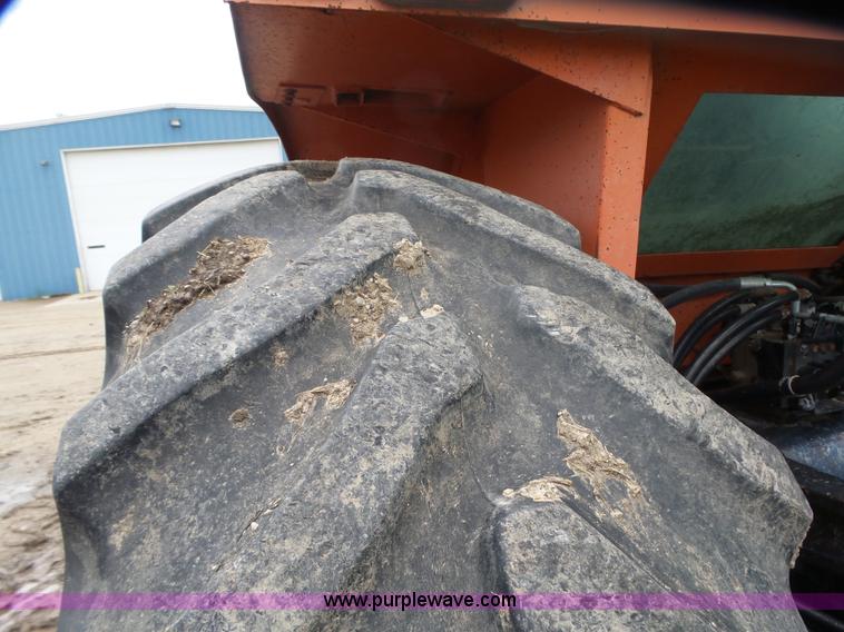 image for item BZ9557 Allis Chalmers 8010 tractor