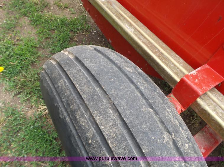 image for item BZ9558 Anderson RB9000 bale wrapper