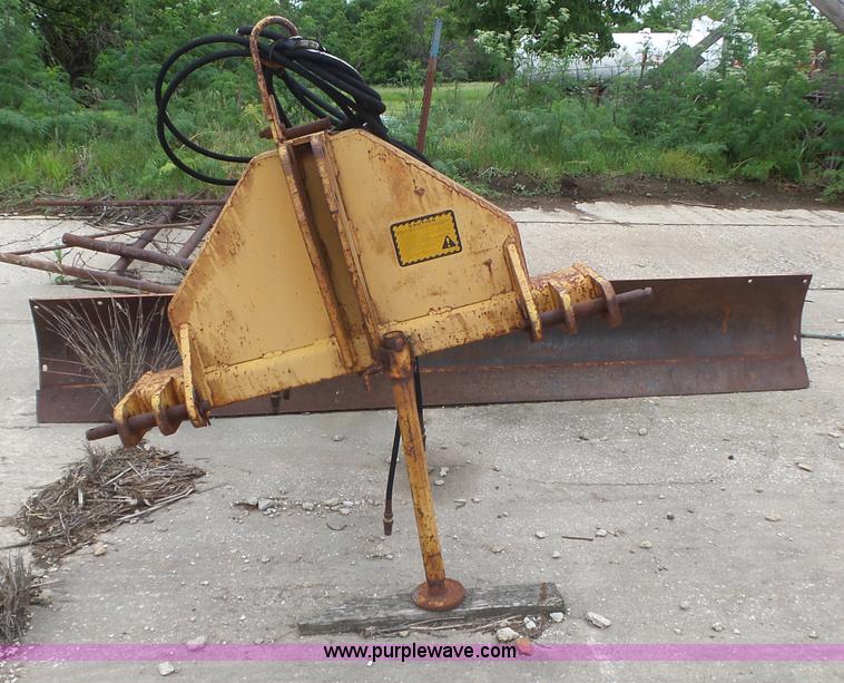 image for item BZ9560 Rhino R2000 blade