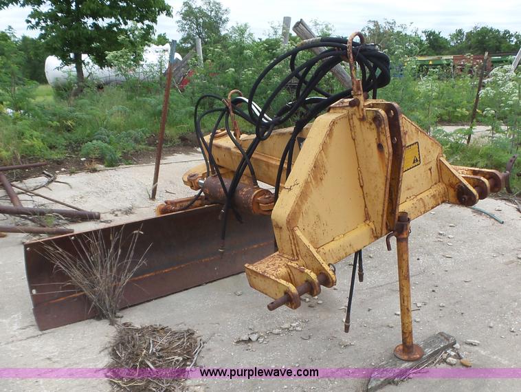 image for item BZ9560 Rhino R2000 blade