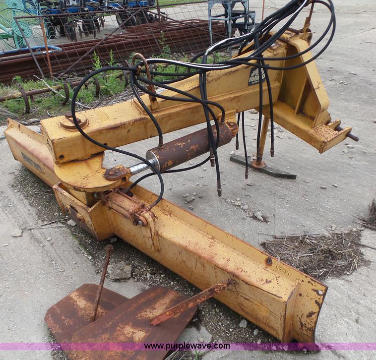 image for item BZ9560 Rhino R2000 blade