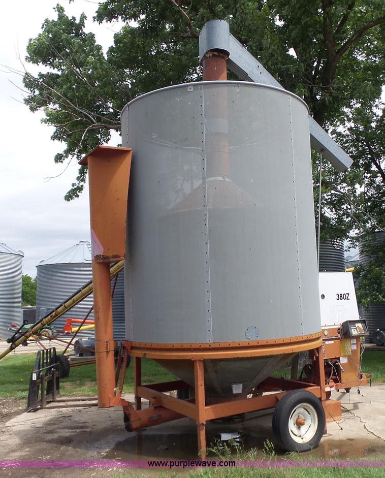 image for item BZ9561 GT 3802 grain dryer