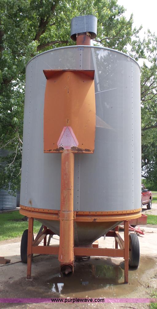 image for item BZ9561 GT 3802 grain dryer