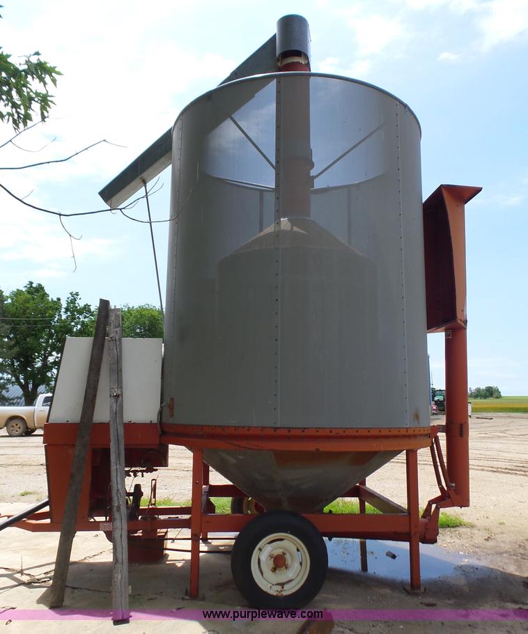 image for item BZ9561 GT 3802 grain dryer