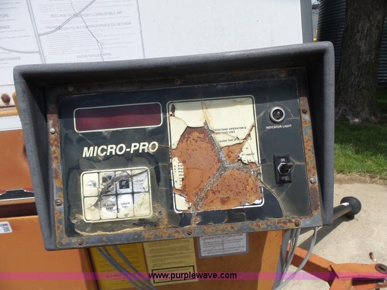 image for item BZ9561 GT 3802 grain dryer