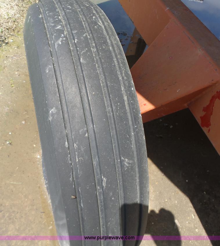 image for item BZ9561 GT 3802 grain dryer