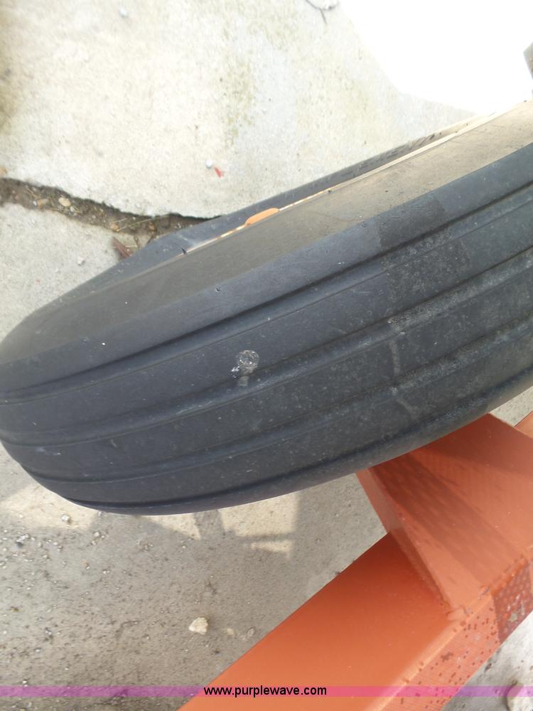 image for item BZ9561 GT 3802 grain dryer