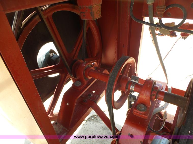 image for item BZ9561 GT 3802 grain dryer