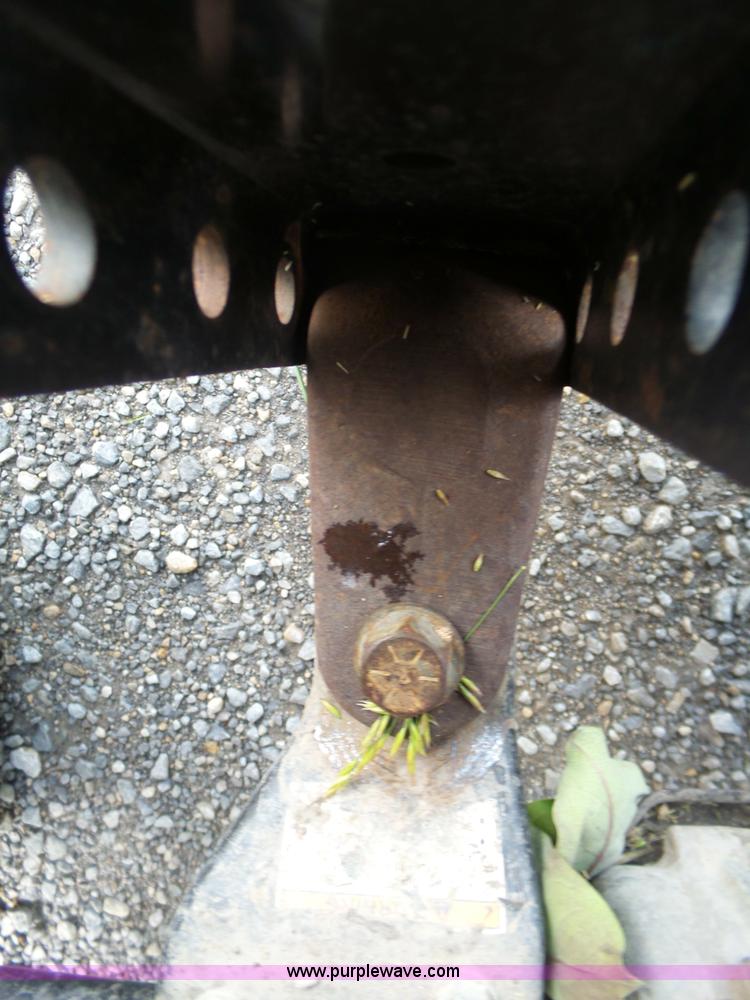 image for item BZ9570 Header trailer