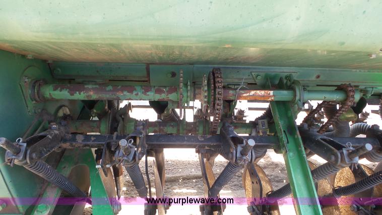 image for item CC9785 John Deere 8350 grain drill