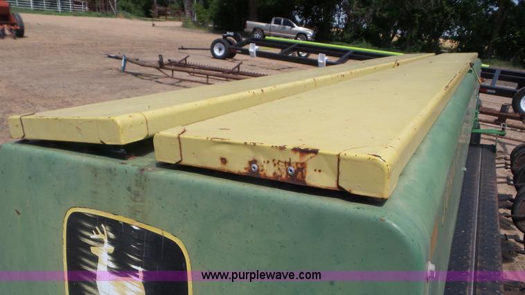 image for item CC9785 John Deere 8350 grain drill