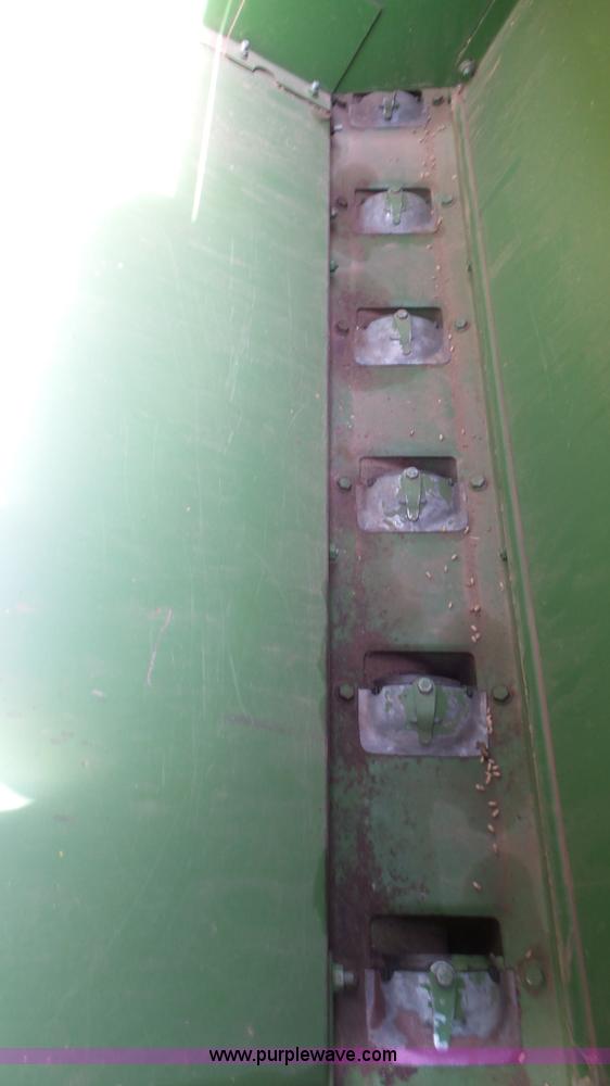 image for item CC9785 John Deere 8350 grain drill