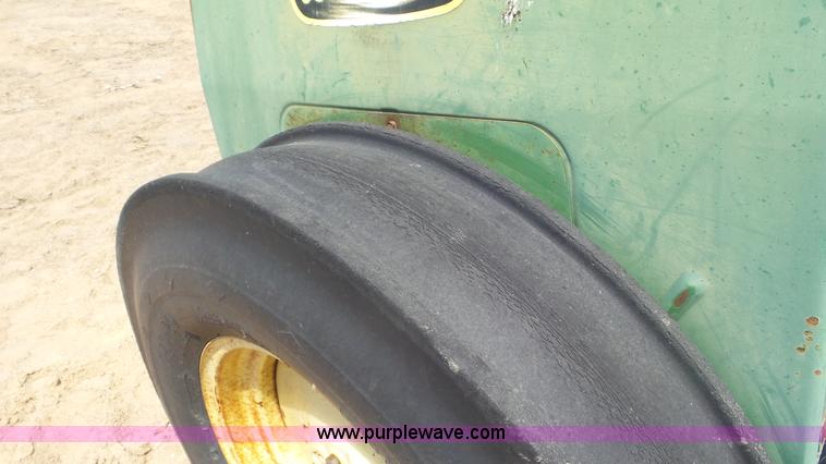 image for item CC9785 John Deere 8350 grain drill