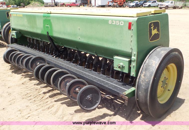 image for item CC9813 John Deere 8350 grain drill