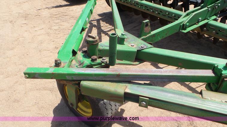 image for item CC9813 John Deere 8350 grain drill