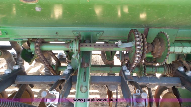 image for item CC9813 John Deere 8350 grain drill