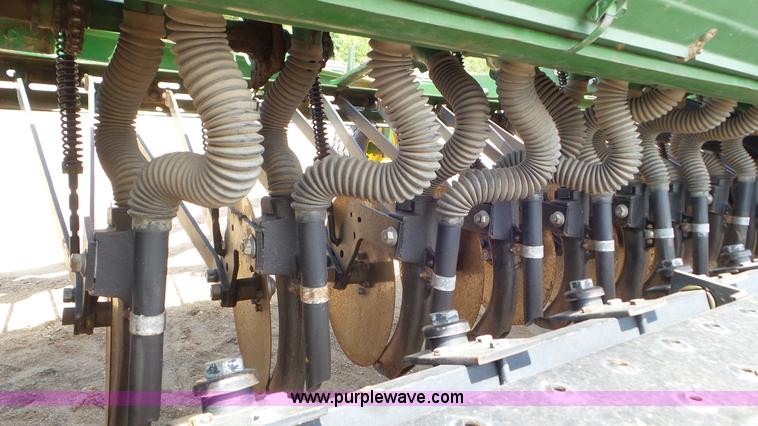 image for item CC9813 John Deere 8350 grain drill