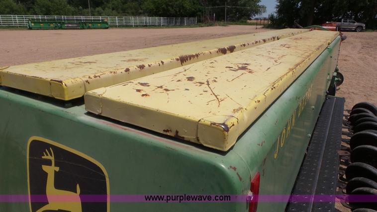 image for item CC9813 John Deere 8350 grain drill