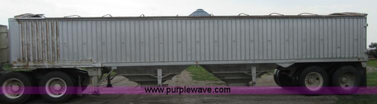 image for item I1985 1978 Trailmobile OVGH-5CAH grain trailer