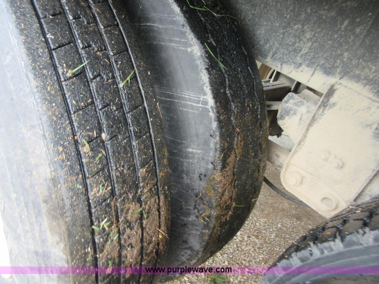 image for item I1985 1978 Trailmobile OVGH-5CAH grain trailer