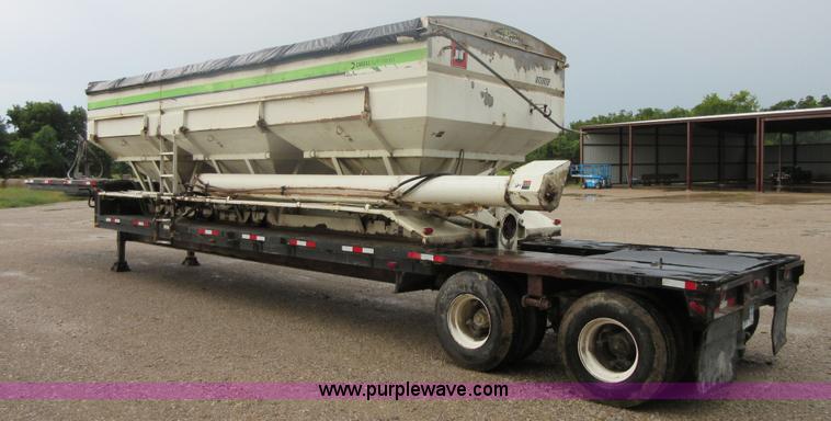 image for item I1989 1978 Transport Systems Inc drop deck trailer